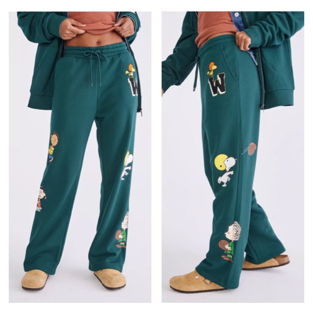 NEW! Peanuts Aéropostale Football Friends Straight Leg Sweatpants Small Green